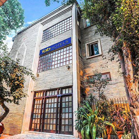 Fabexpress Hemkunt Mansion Hotell Noida Exteriör bild