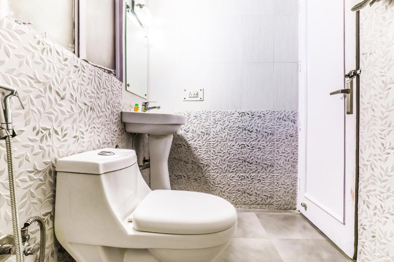 Fabexpress Hemkunt Mansion Hotell Noida Exteriör bild