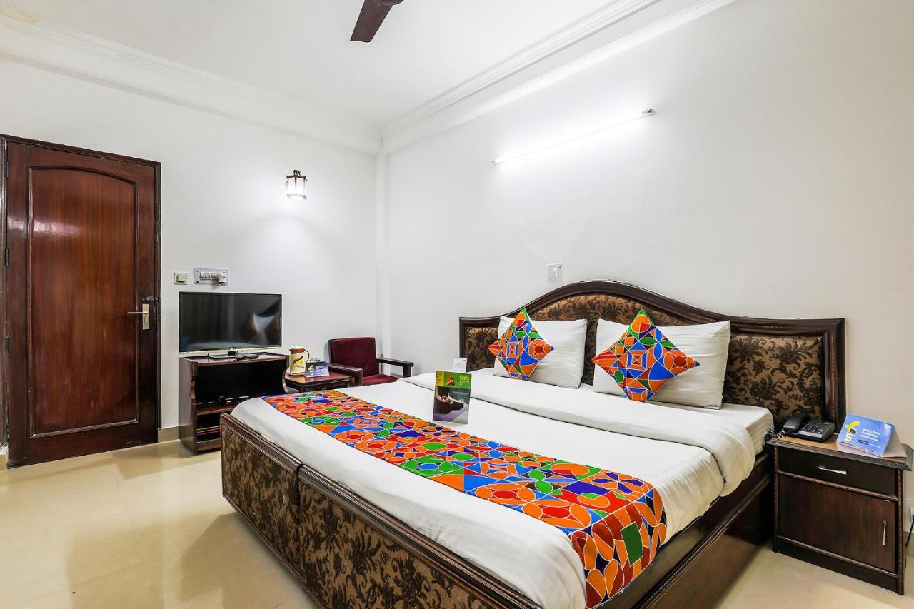 Fabexpress Hemkunt Mansion Hotell Noida Exteriör bild
