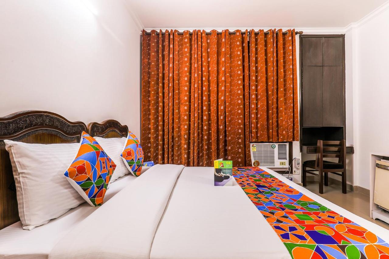 Fabexpress Hemkunt Mansion Hotell Noida Exteriör bild